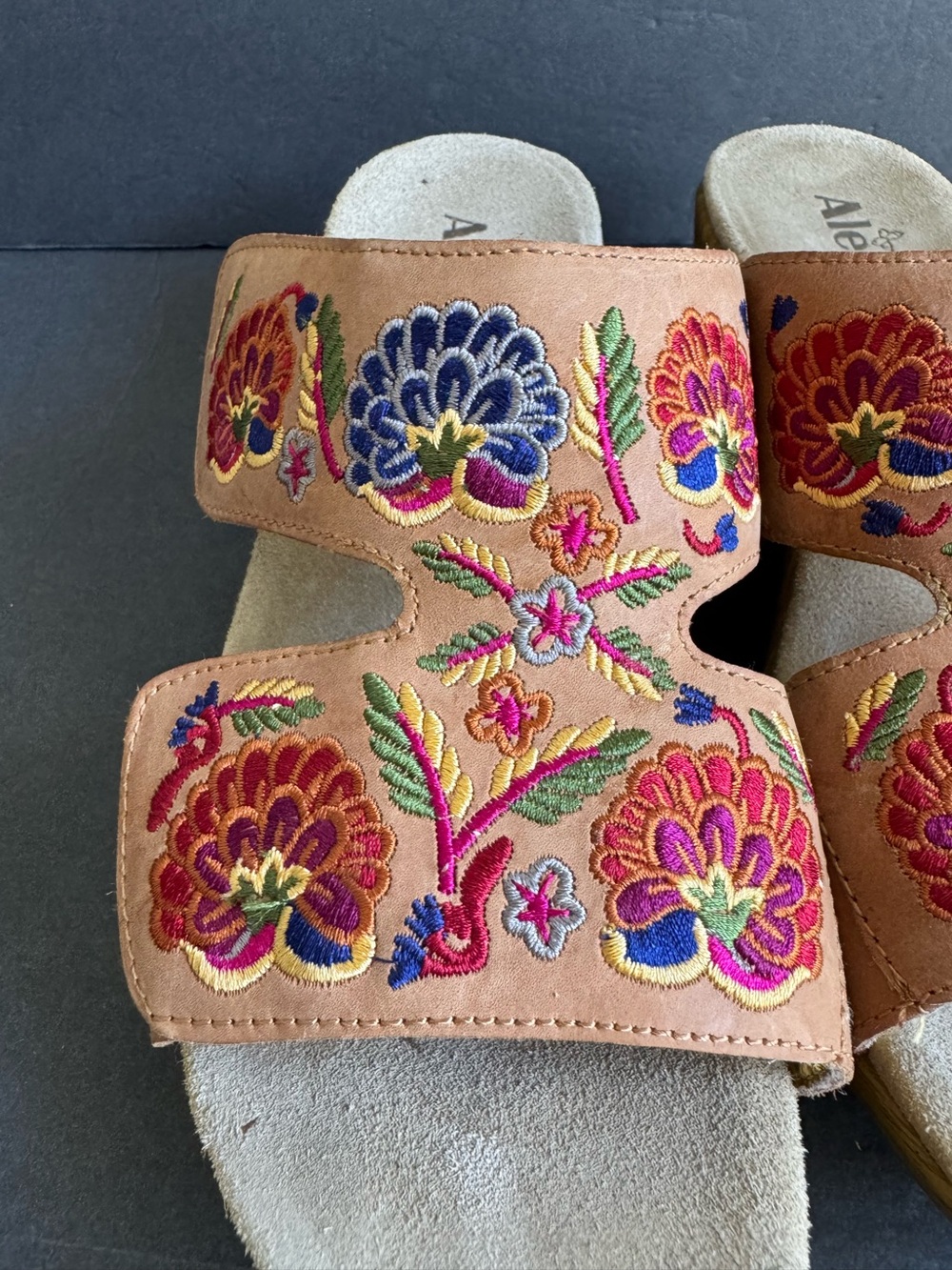 Alegria Embroidered Sandals Tan Leather Comfort Shoes Slip On Clogs Mules 43 - Picture 6 of 10